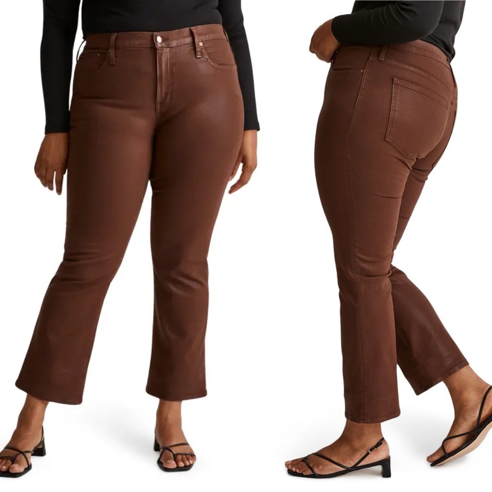 NWT Madewell Mid-Rise Kick Out Flare Coated Crop Jeans in Hot Cocoa size 30